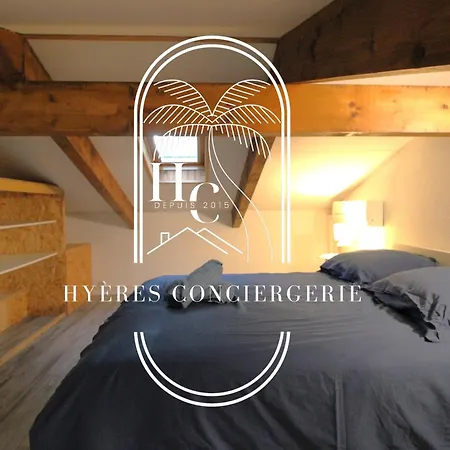 Apartment Triplex Le Port D'hyeres-400m-clim Wifi Parking By Hc